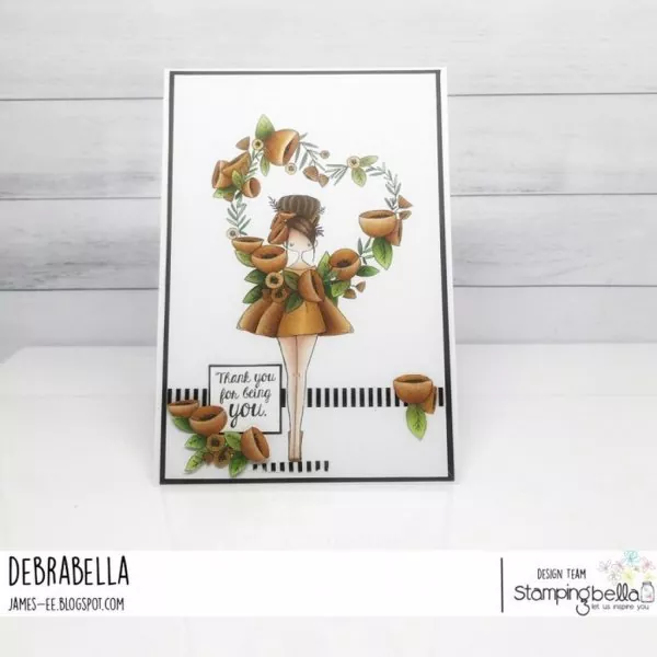 Stampingbella Curvy Girl With a Heart Wreath Gummistempel 1