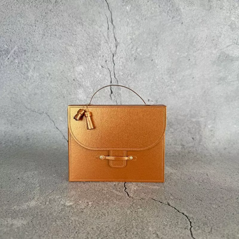 Simple and Basic Cute Bag stanze 1